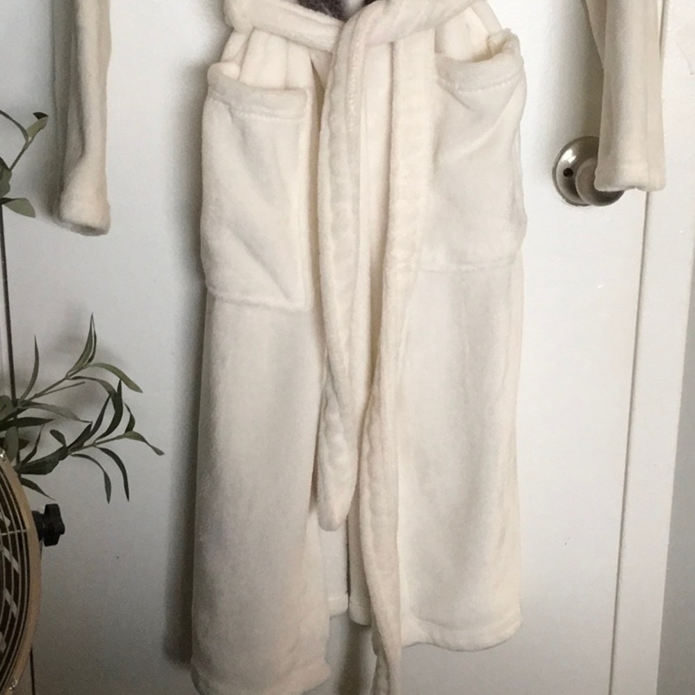 Plush Long Robe, OS - Picture 3 of 7